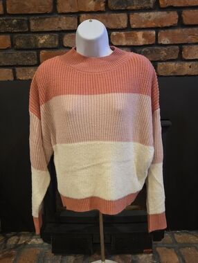 SHEIN Colorblock Crewneck Sweater in Dusty Rose & Cream